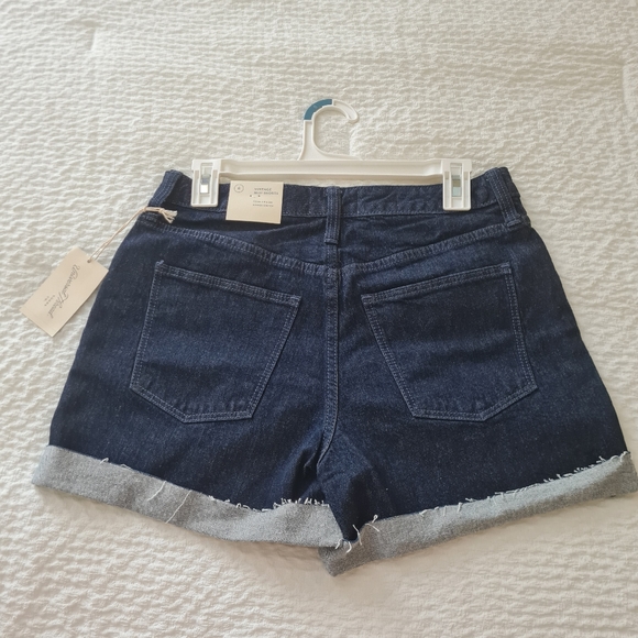 Universal Thread Vintage Midi Shorts Dark Blue Size 6 - Picture 2 of 6